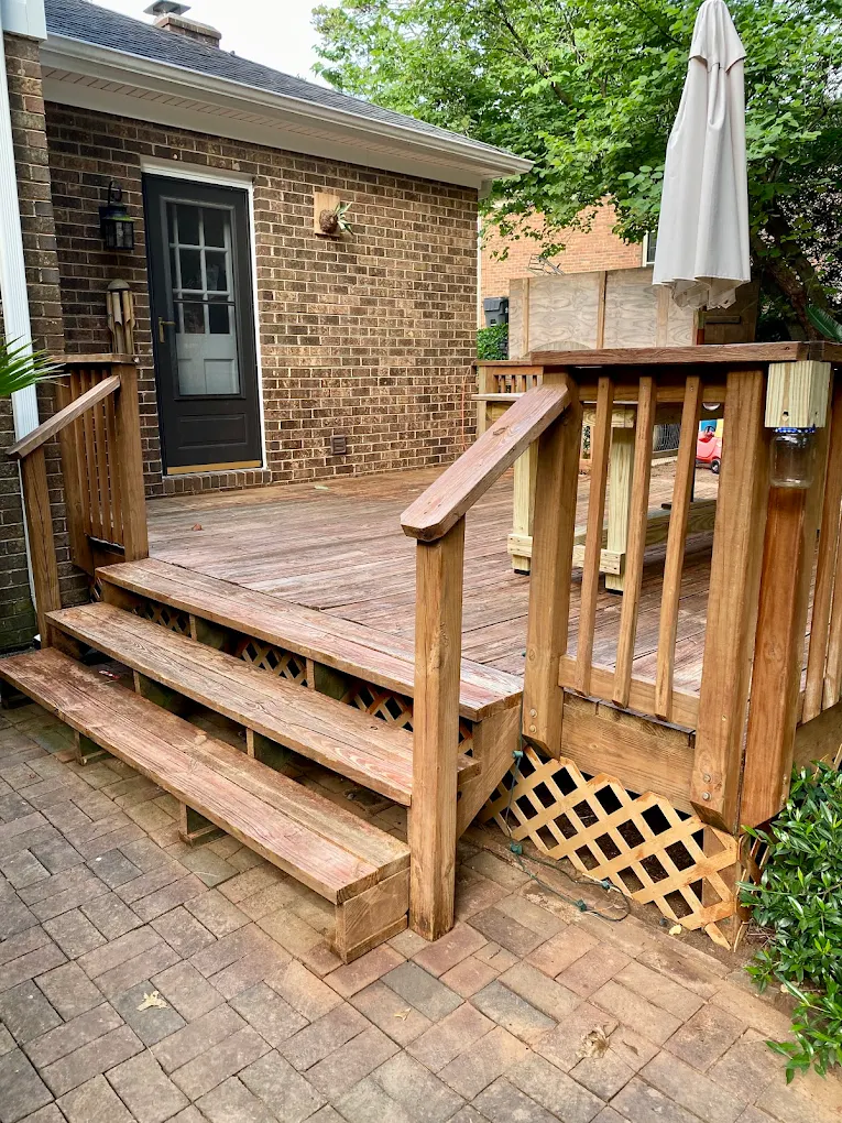 Wood deck · Before cleaning